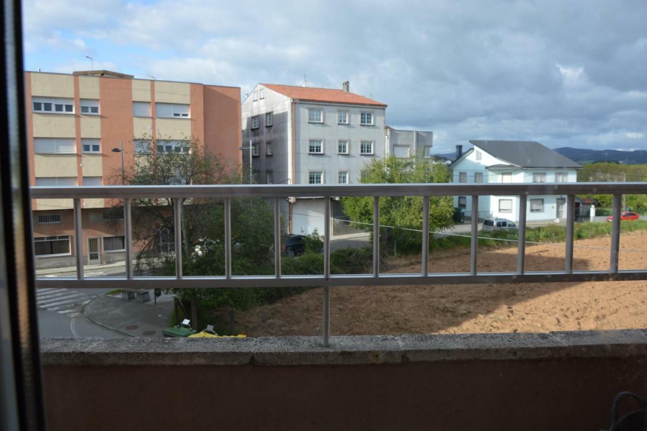 Piso Da Empegada Apartment Arzúa Екстериор снимка