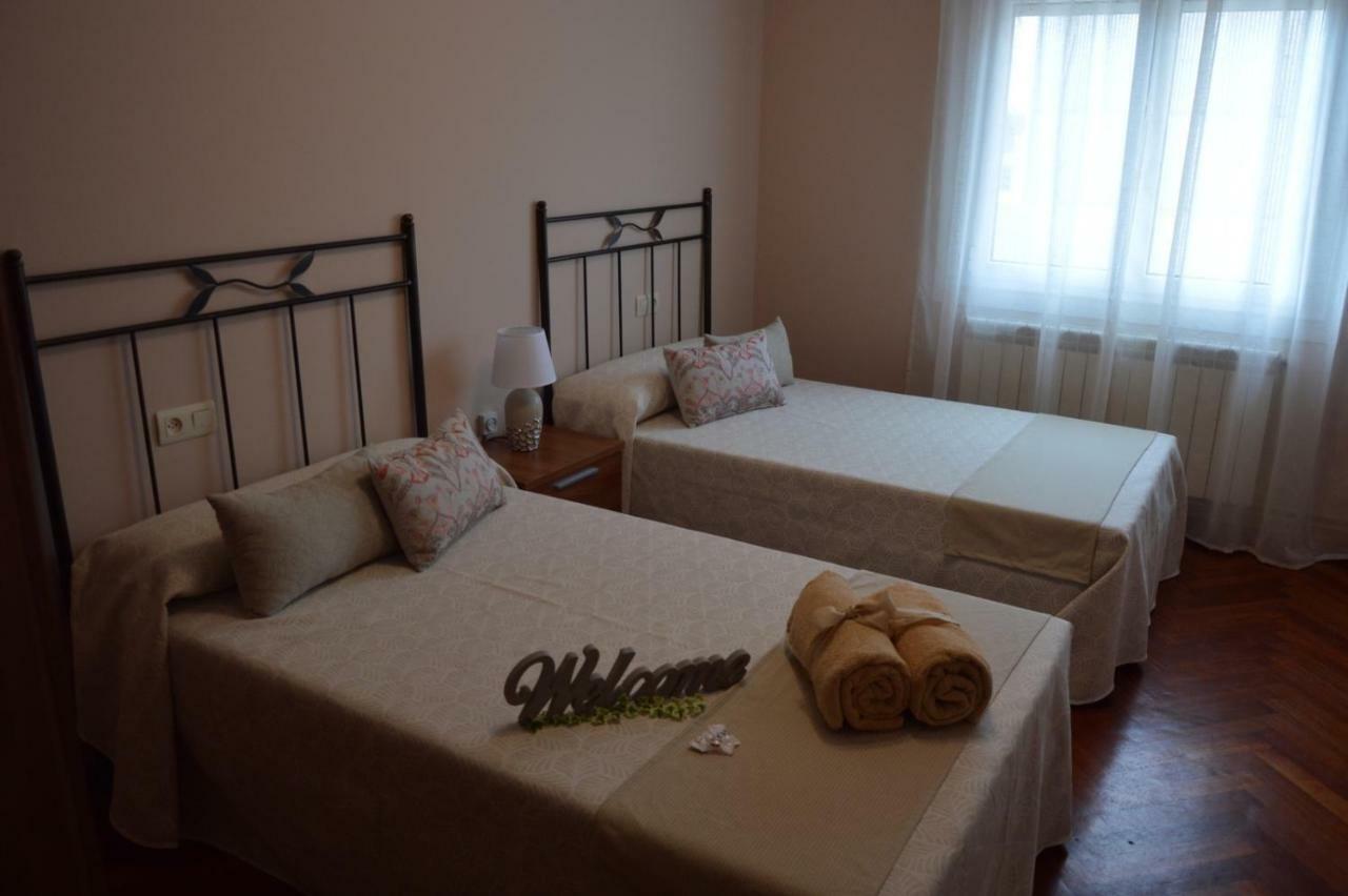 Piso Da Empegada Apartment Arzúa Екстериор снимка